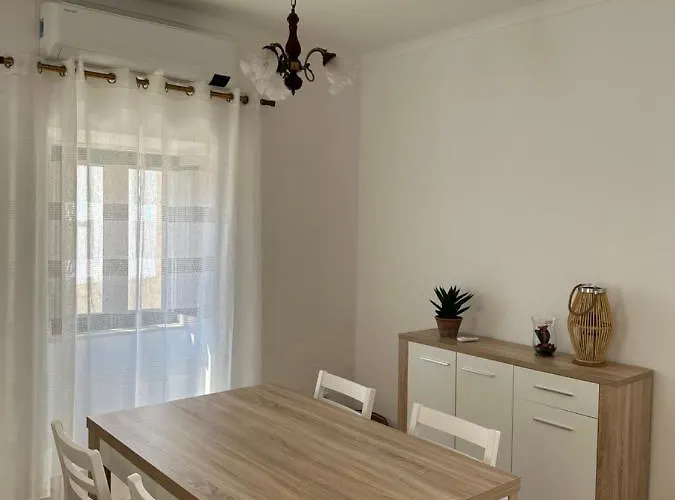 Albufeira Mar Vilas فيلة *