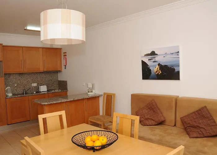 Albufeira Mar Vilas فيلة *